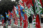 bandiere sindacati (foto cisl.it)
