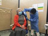 La prima ultra 85enne vaccinata a Cesena martedì scorso
