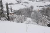 La neve nella frazione di Lizzano-Villa Silvia
