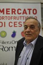 Nella foto il presidente del Mercato ortofrutticolo di Cesena, Domenico Scarpellini