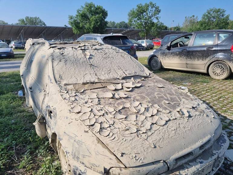 Alluvione e veicoli danneggiati: nuovi fondi da bando regionale