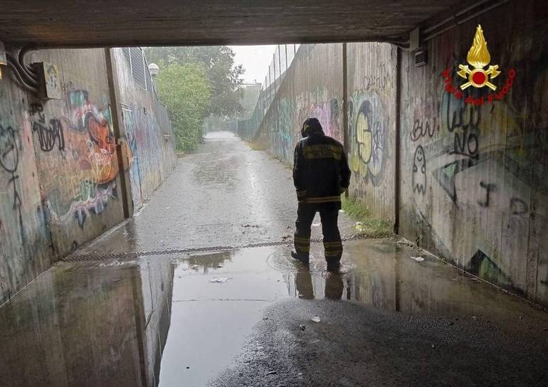 (foto: Vigili del fuoco Forlì-Cesena)