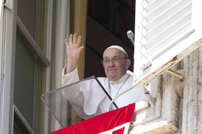 Papa Francesco all'Angelus di ieri, 11 agosto 2024. Foto Vatican Media/SIR