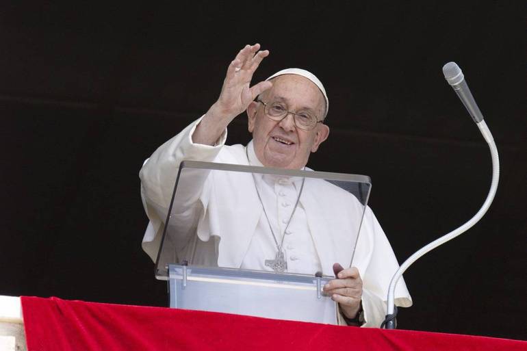 Papa Francesco all'Angelus di domenica 4 agosto 2024. Foto Vatican Media/SIR