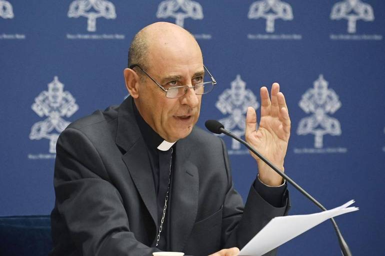 Foto Siciliani Gennari, il cardinal Fernandez