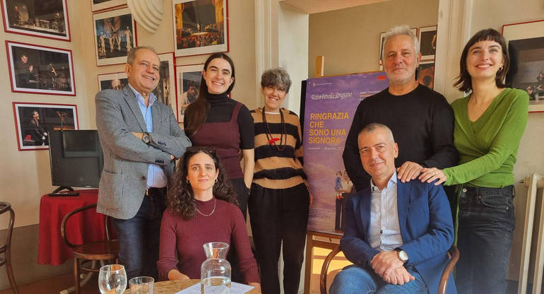 Nella sala foresteria del Petrella di Longiano, i promotori della stagione teatrale 2024-2025