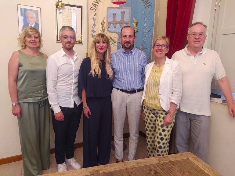 In foto da sinistra Francesca Castagnoli, Alessio Tomei, Stefania Morara, Nicola Dellapasqua, Roberta Armuzzi, Roberto Censi