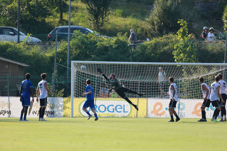 Gol di Narducci (foto: Marco Rossi)