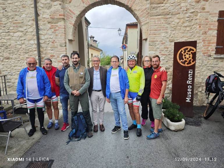 Nella foto il sindaco Enrico Cangini con il sindaco di Borghi Silverio Zabberoni oggi pomeriggio all'arrivo a San Giovanni in Galilea