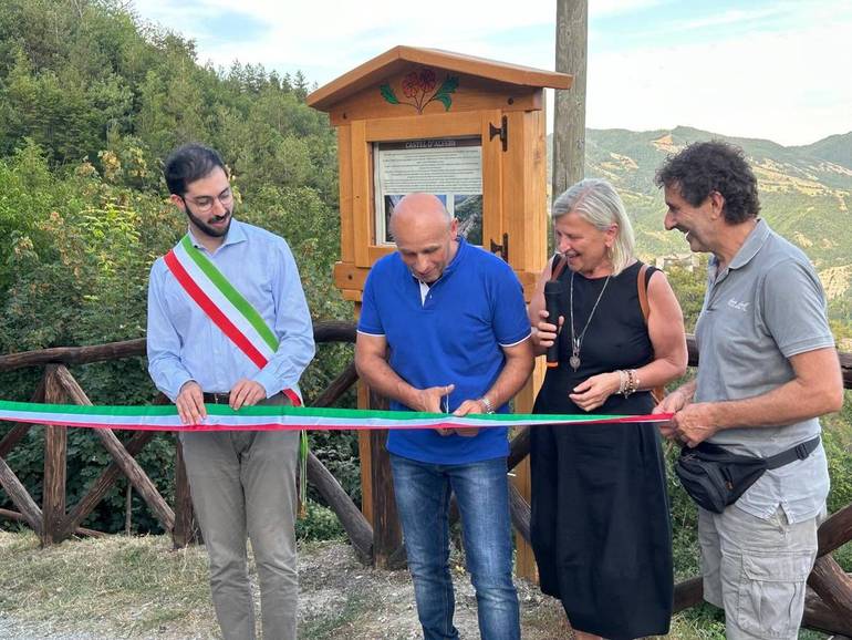 A sinistra nella foto il sindaco di Sarsina Enrico Cangini e l'assessore Elsa Cangini