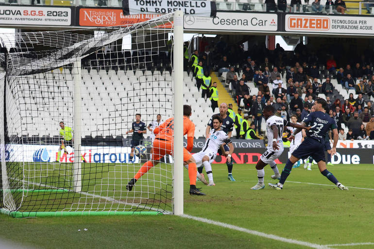 Uno scatto relativo alla partita. Foto Marco Rossi