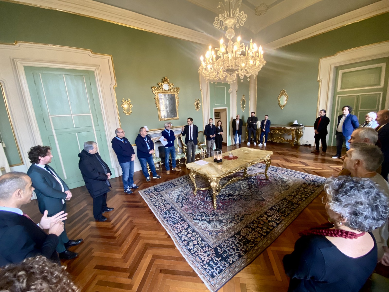 Nella foto, un momento della cerimonia di questa mattina nel palazzo comunale