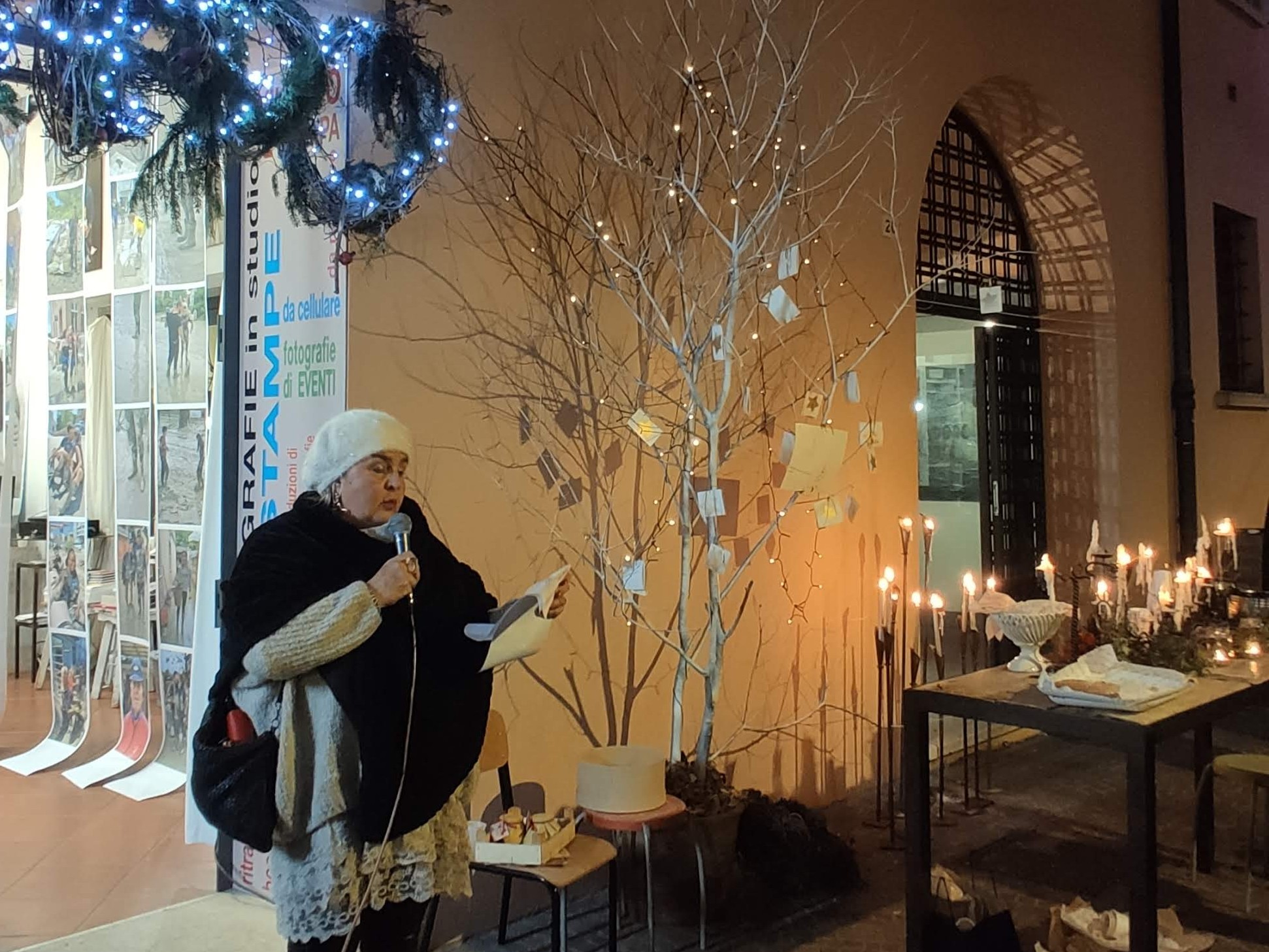 Un momento dalla scorsa edizione del recital poetico in Corte Dandini